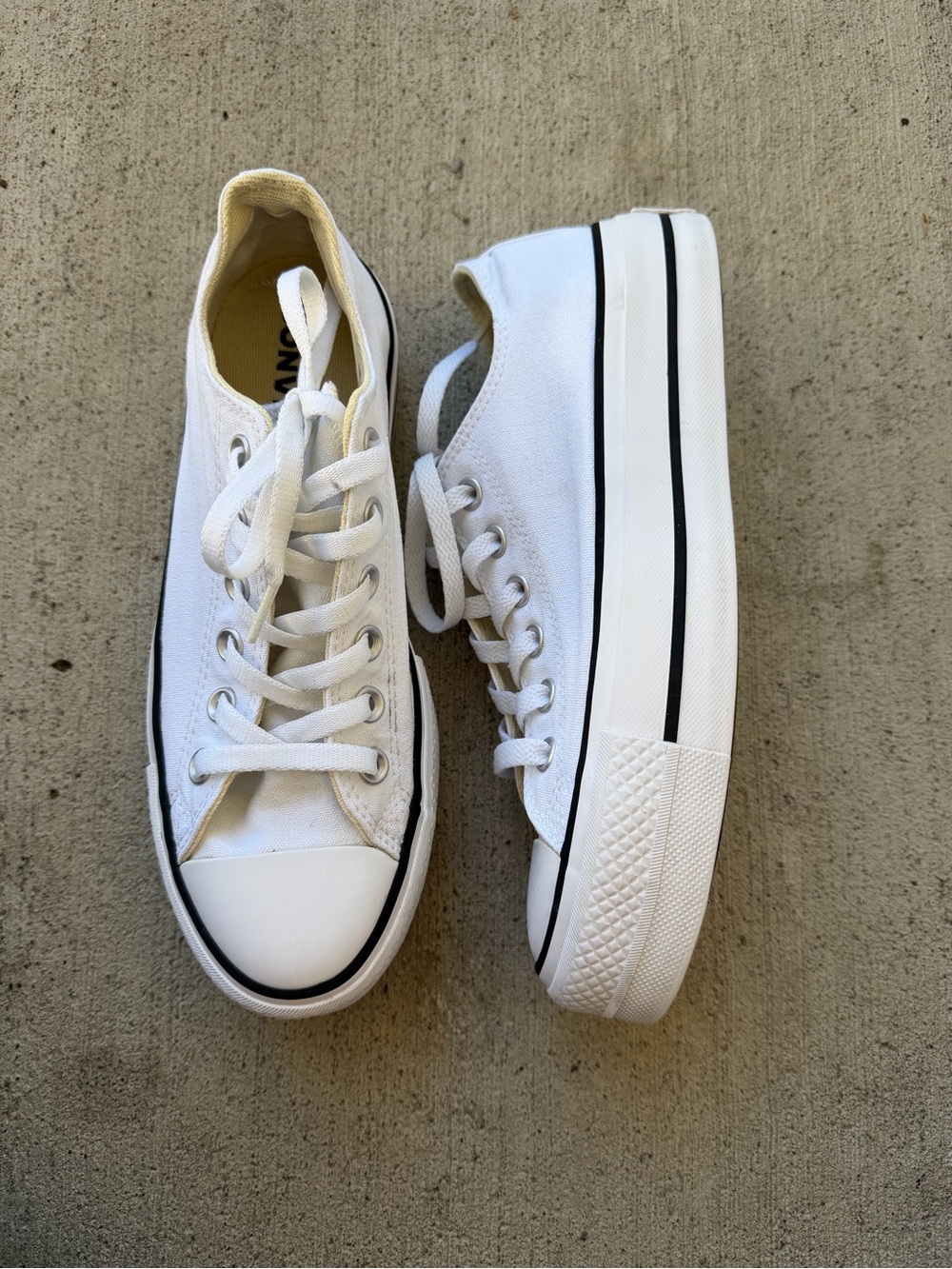 Converse Chuck Taylor All Star Lift Platform Canvas Women’s low top shoe size 8